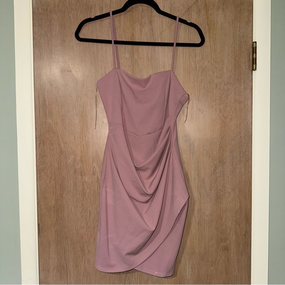 NWT Windsor Mini Dress - Mauve - Size M